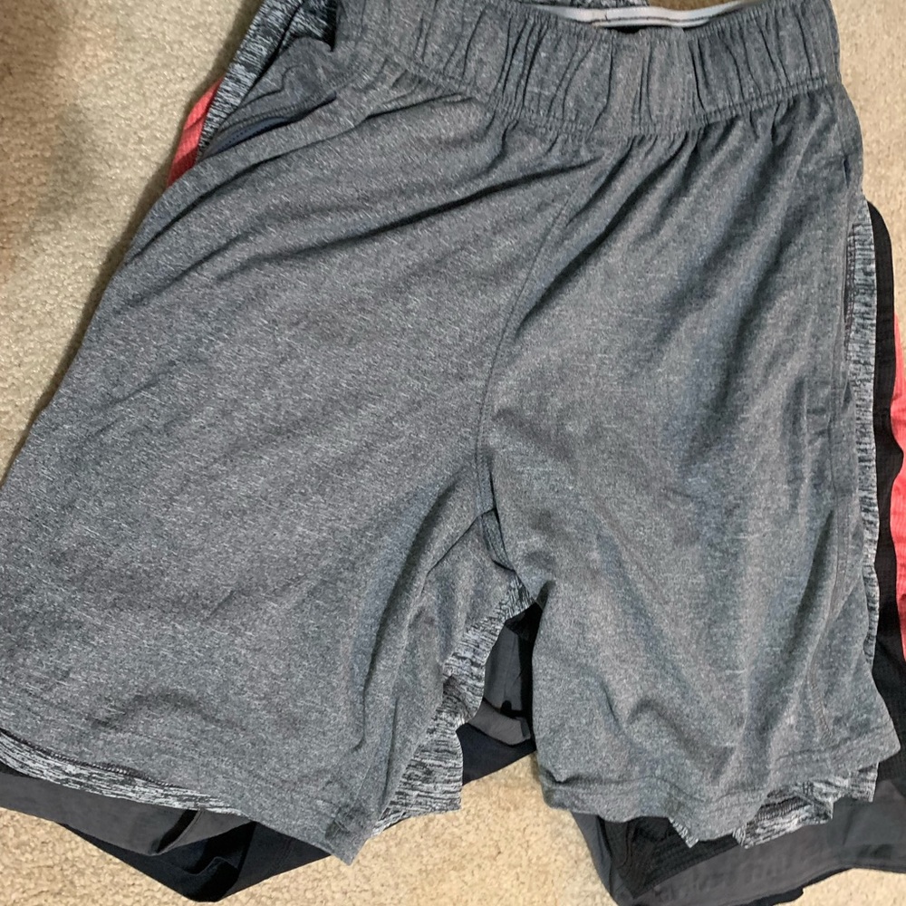 Men’s athletic shorts - Nike, Under Armor, Champion and Hurley - Picture 5 of 9